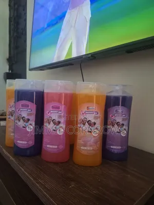 Marie Cleans Shower Gels