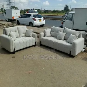 Modern White Sofa, 5 Seater 