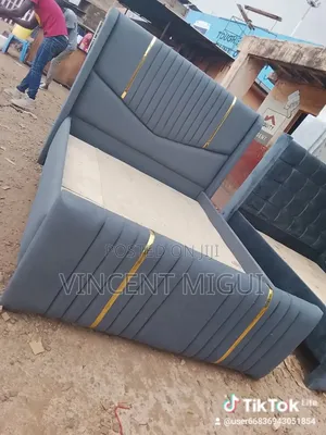 5x6 Chester Bed