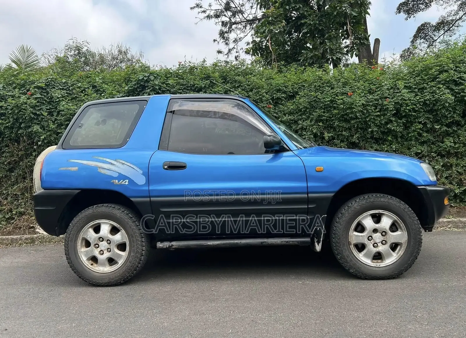 Toyota RAV4 Cabriolet 1998 Blue