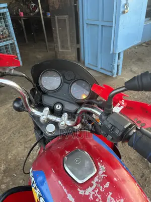 Bajaj Boxer 150 UG 2022 Red