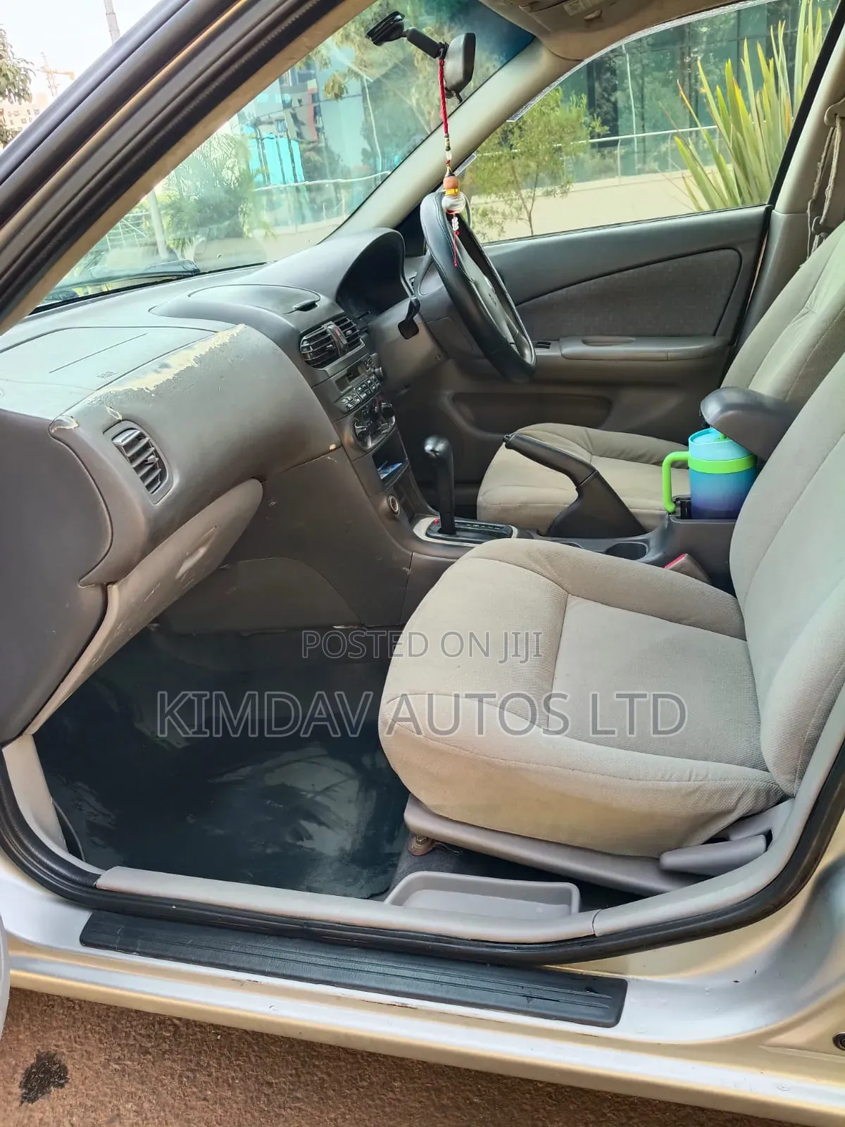 Nissan Sunny 2005 Silver