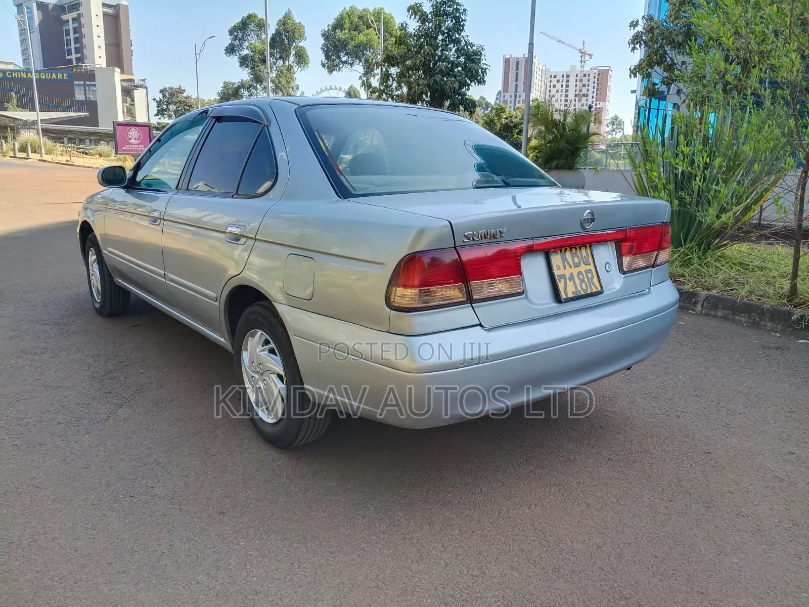 Nissan Sunny 2005 Silver