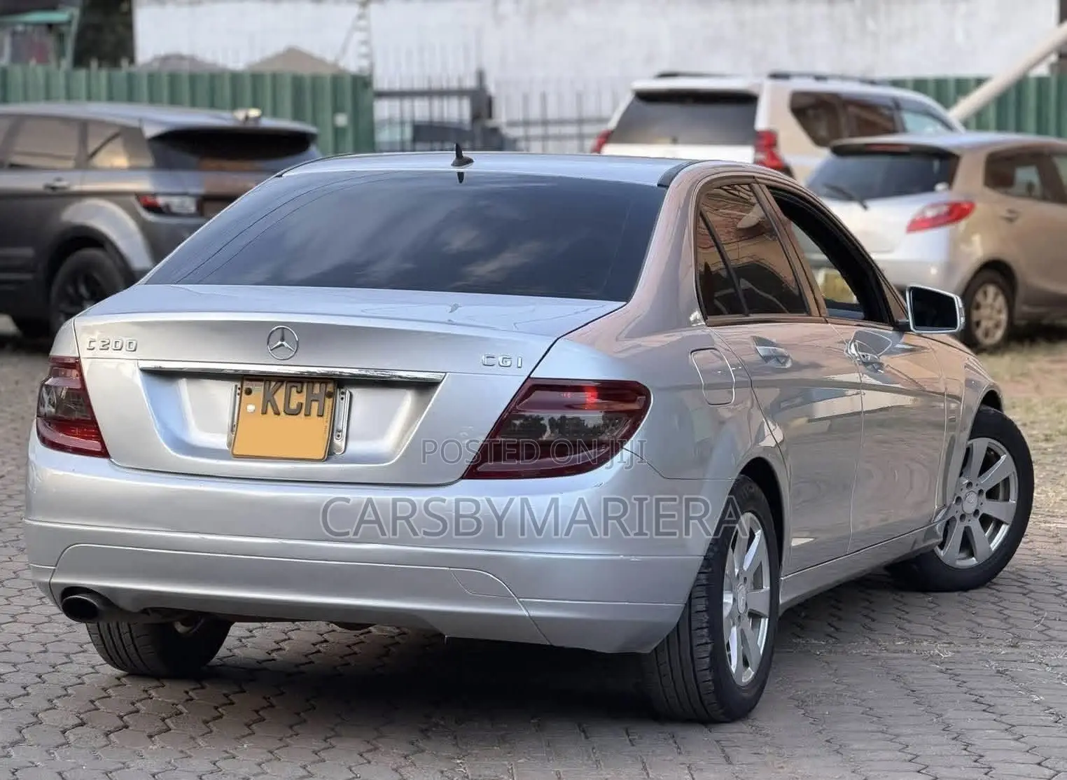 Mercedes-Benz C200 2010 Silver