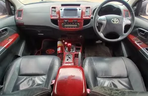 Toyota Hilux 2013 Silver