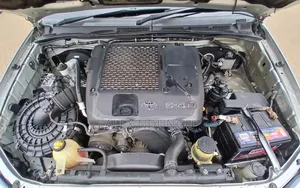 Toyota Hilux 2013 Silver