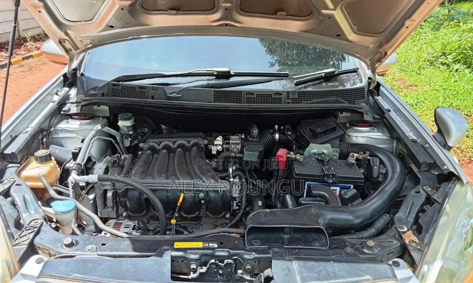 Nissan Dualis 2012 Silver