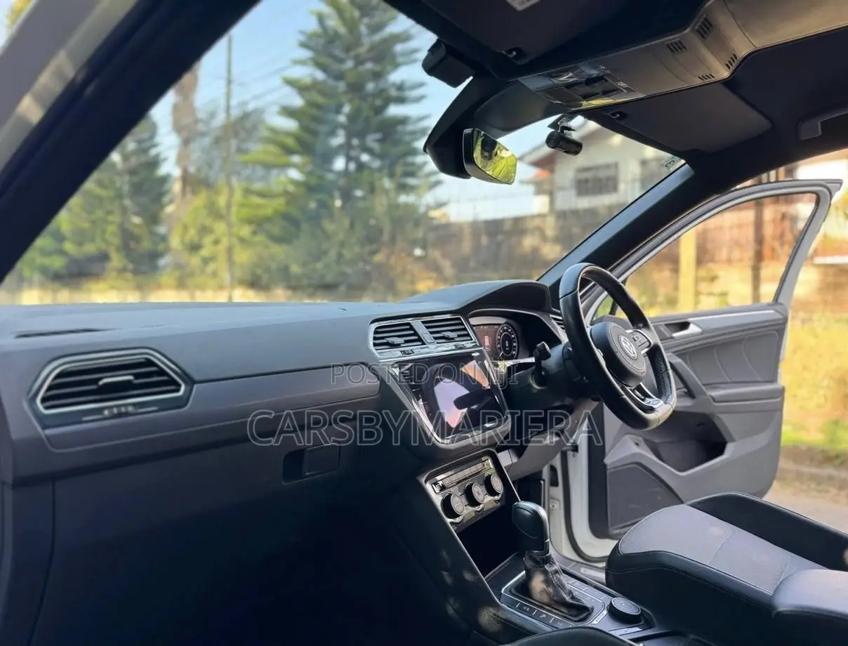 Volkswagen Tiguan 2.0T S AWD 4MOTION 2019 White
