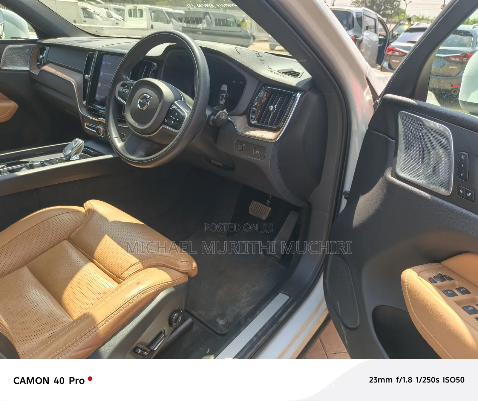Volvo XC60 2021 White