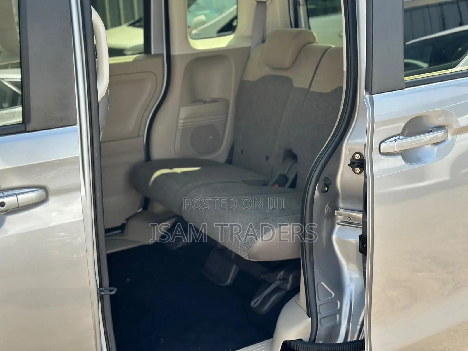 Honda N-Box 660 FWD 2019 Silver