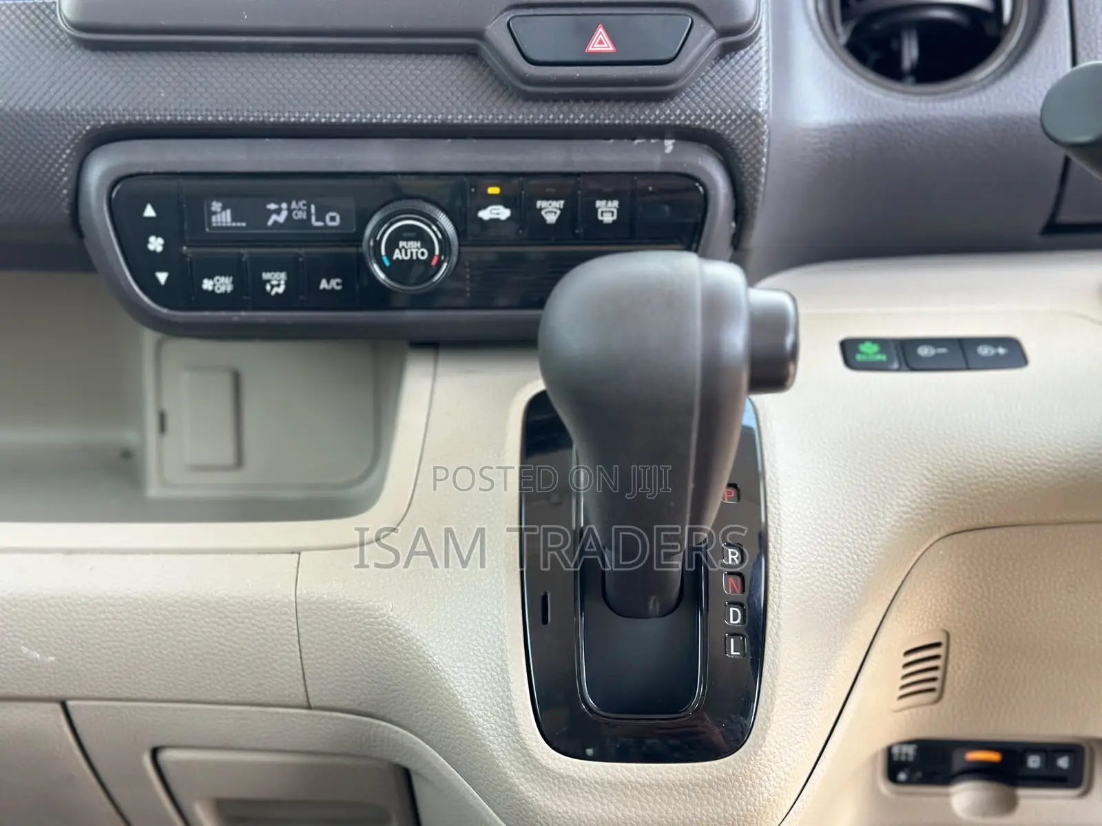 Honda N-Box 660 FWD 2019 Silver
