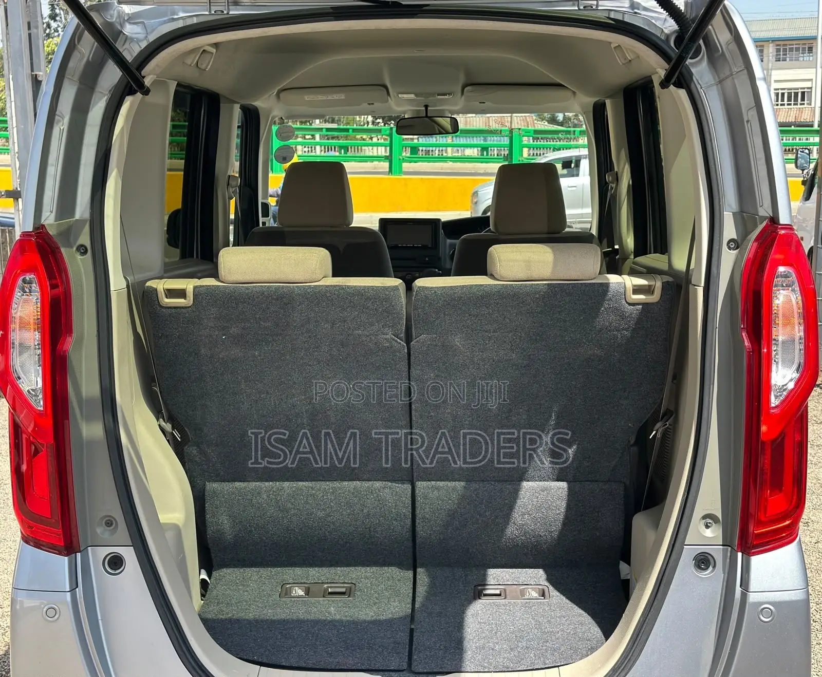 Honda N-Box 660 FWD 2019 Silver
