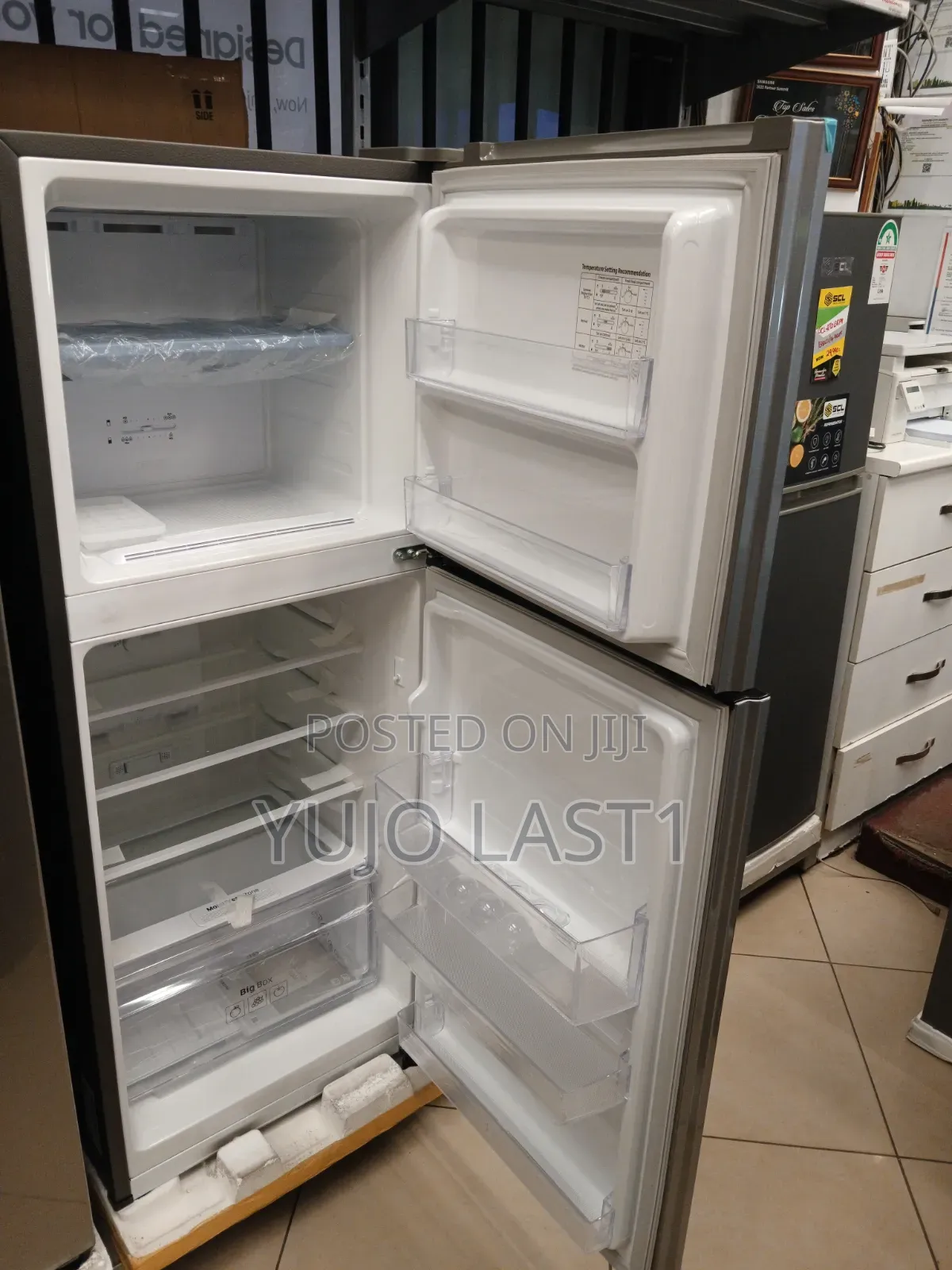 Samsung 208Ltrs Double Door Fridge RT26HAR2DSA/UT