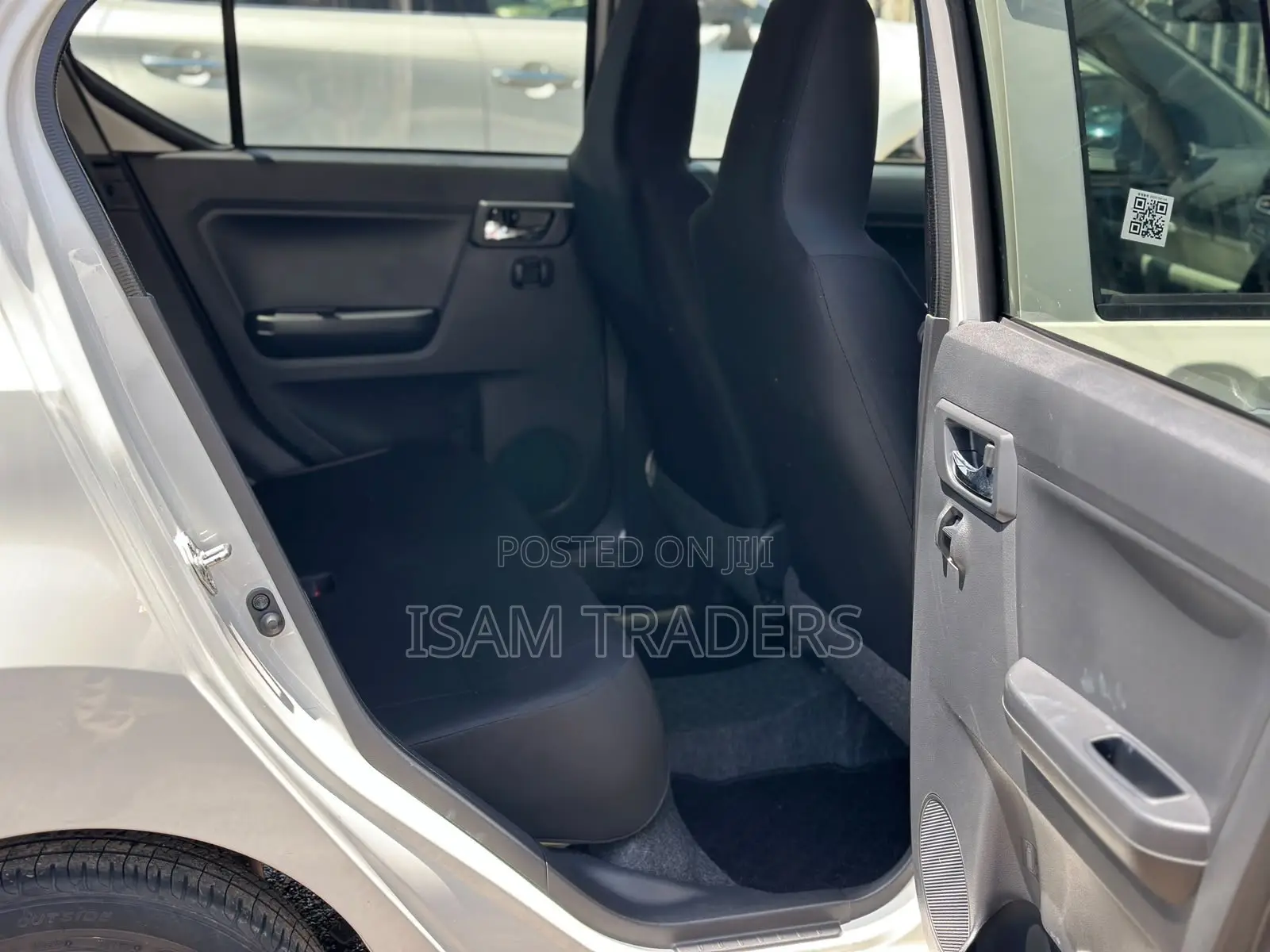 Daihatsu Mira 2019