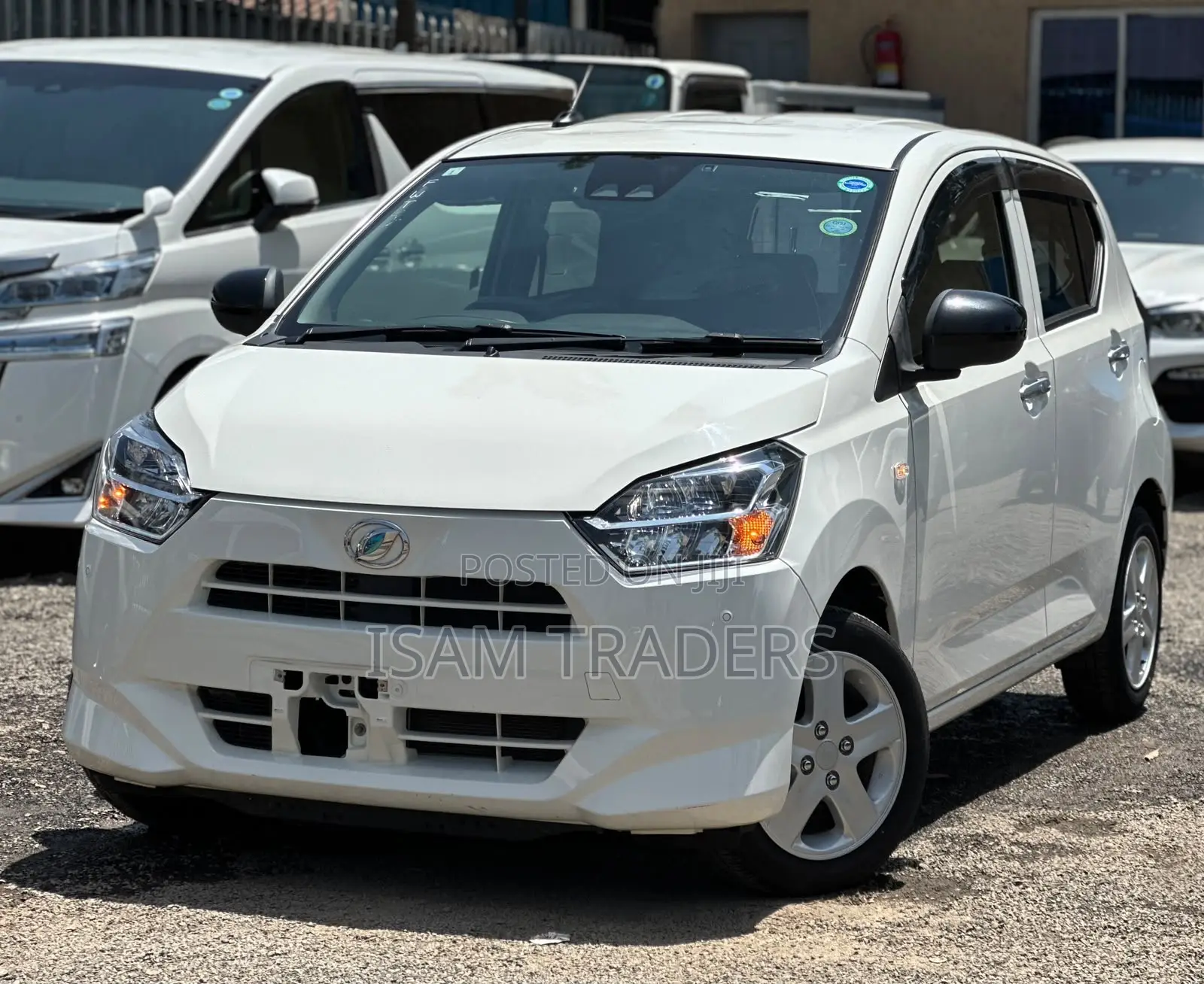 Daihatsu Mira 2019