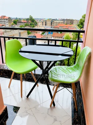 Dinning Table Eames Chairs With Glass Dinning Table