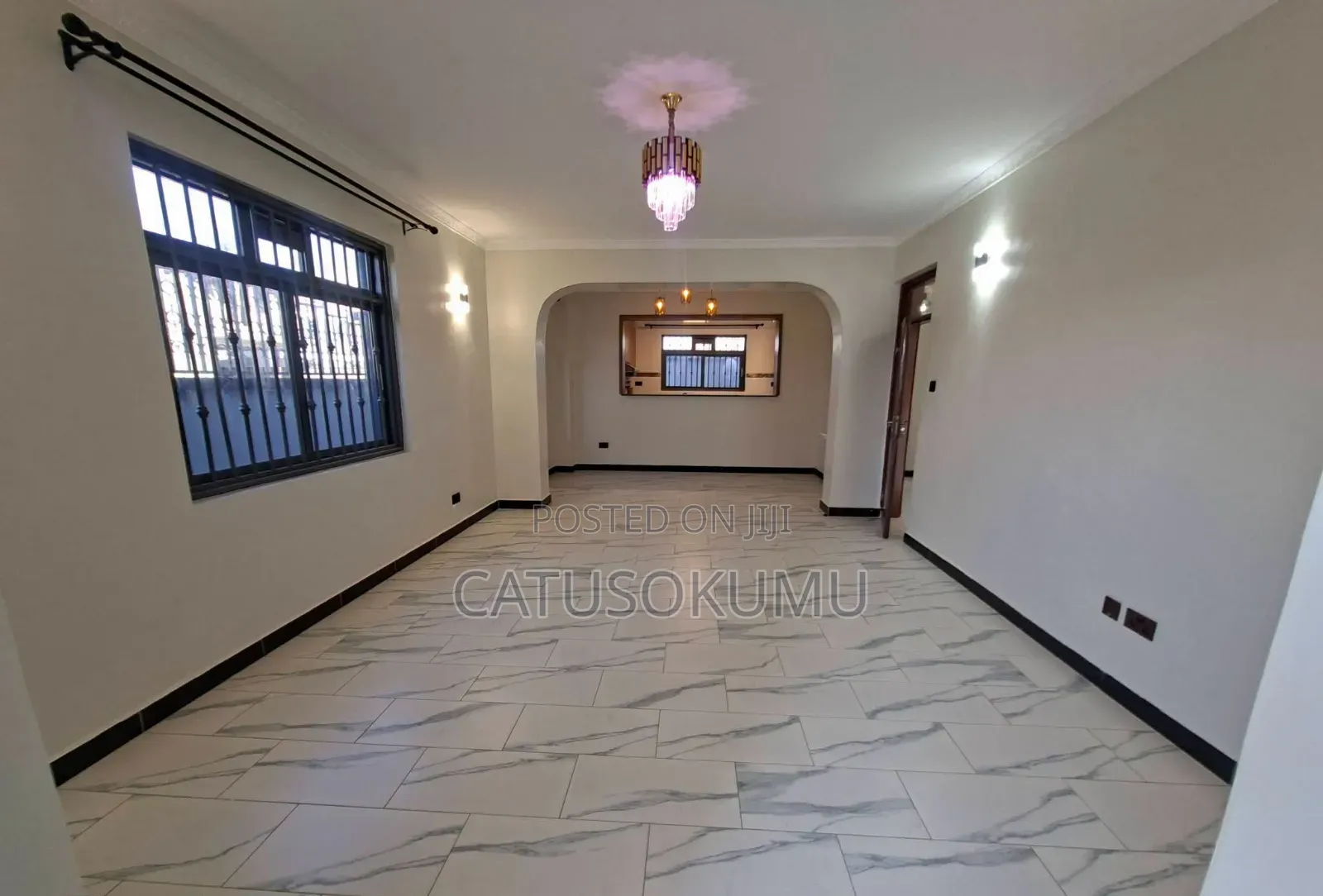 5bdrm Maisonette in Syokimu, Gateway Mall Area for rent