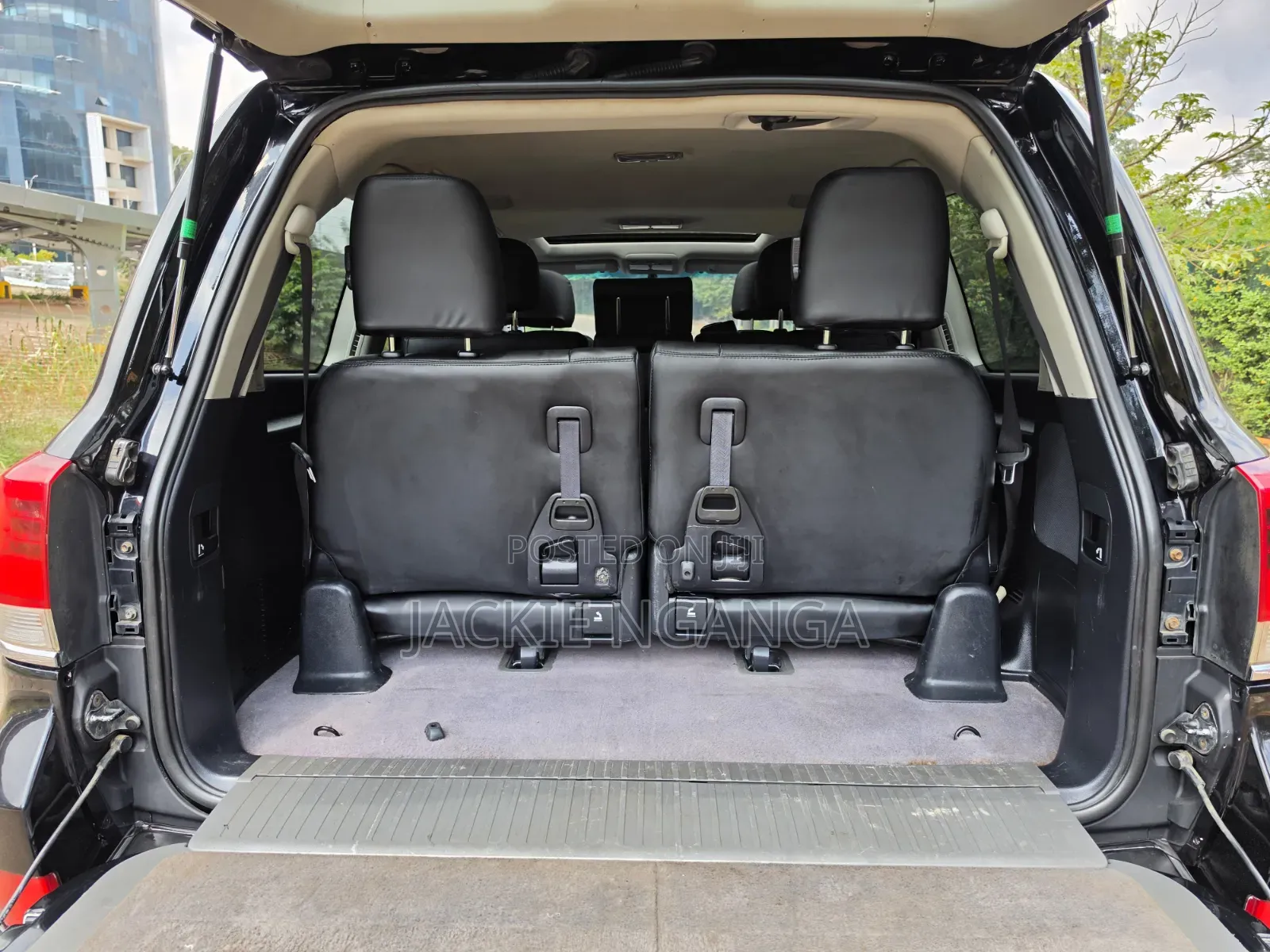 Toyota Land Cruiser 2011 Black