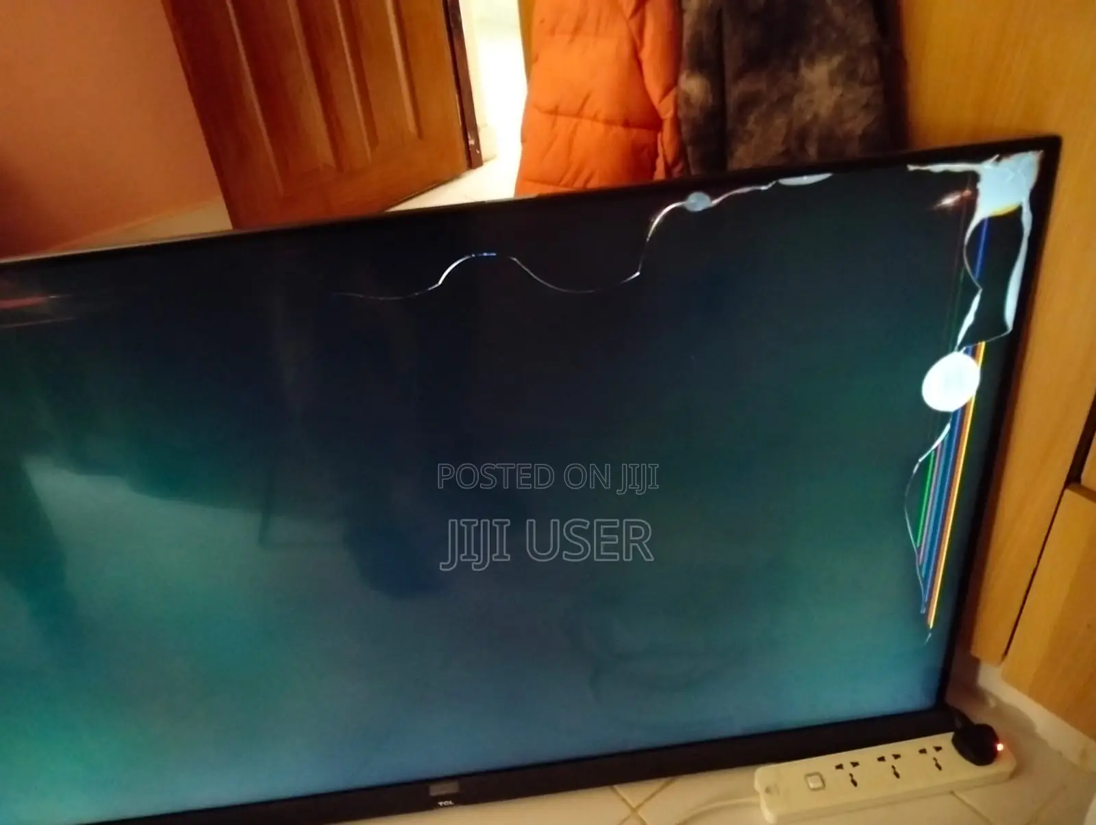 TCL TV 55 Inch Used With Cracked Screen