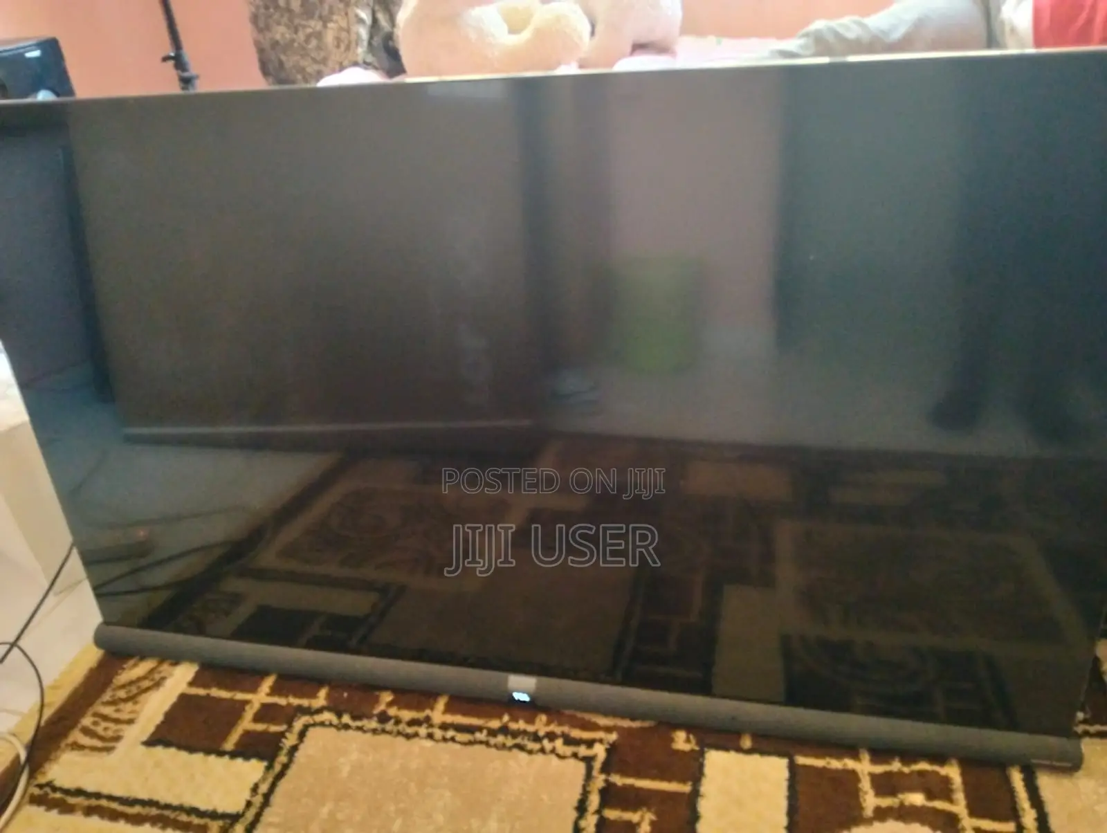 TCL TV 55 Inch Used With Cracked Screen