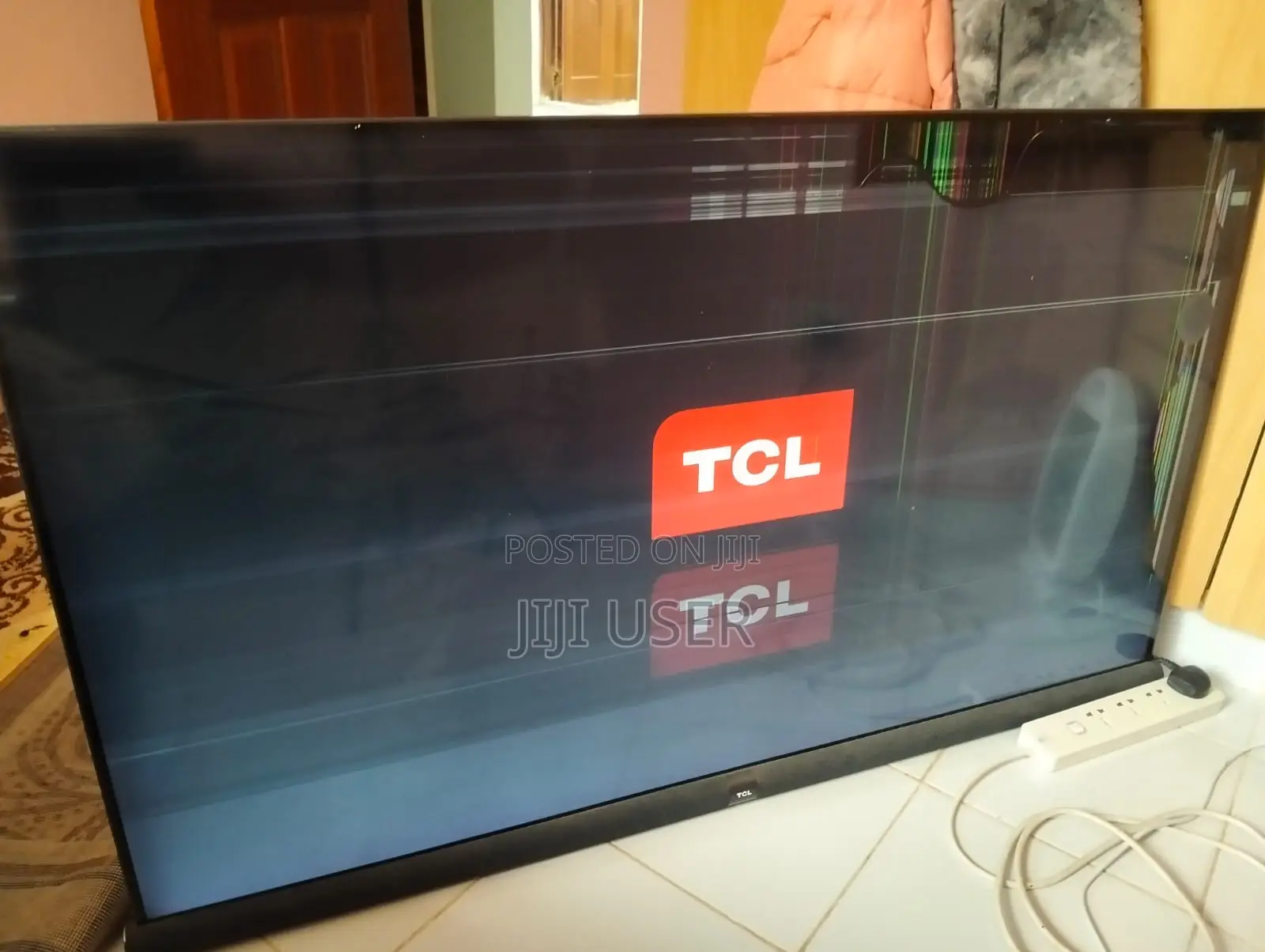 TCL TV 55 Inch Used With Cracked Screen