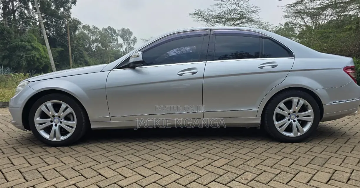 Mercedes-Benz C200 2008 Silver