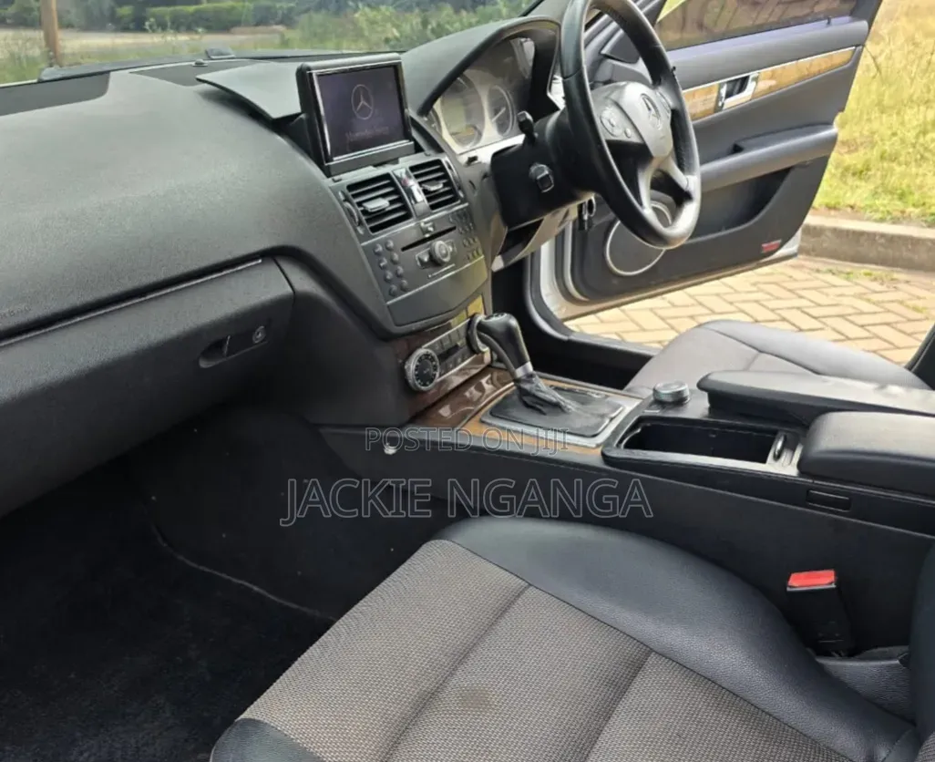 Mercedes-Benz C200 2008 Silver