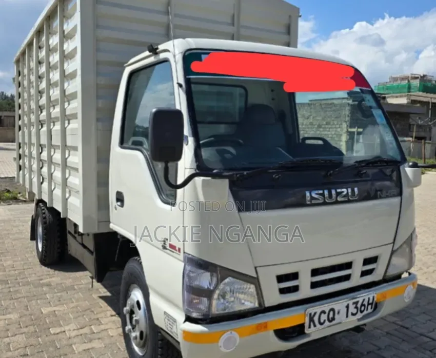 Isuzu NKR Local 2018 White