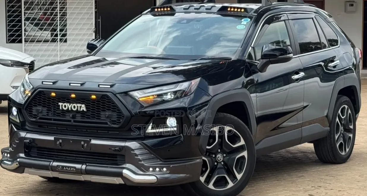 Toyota RAV4 2021 Black