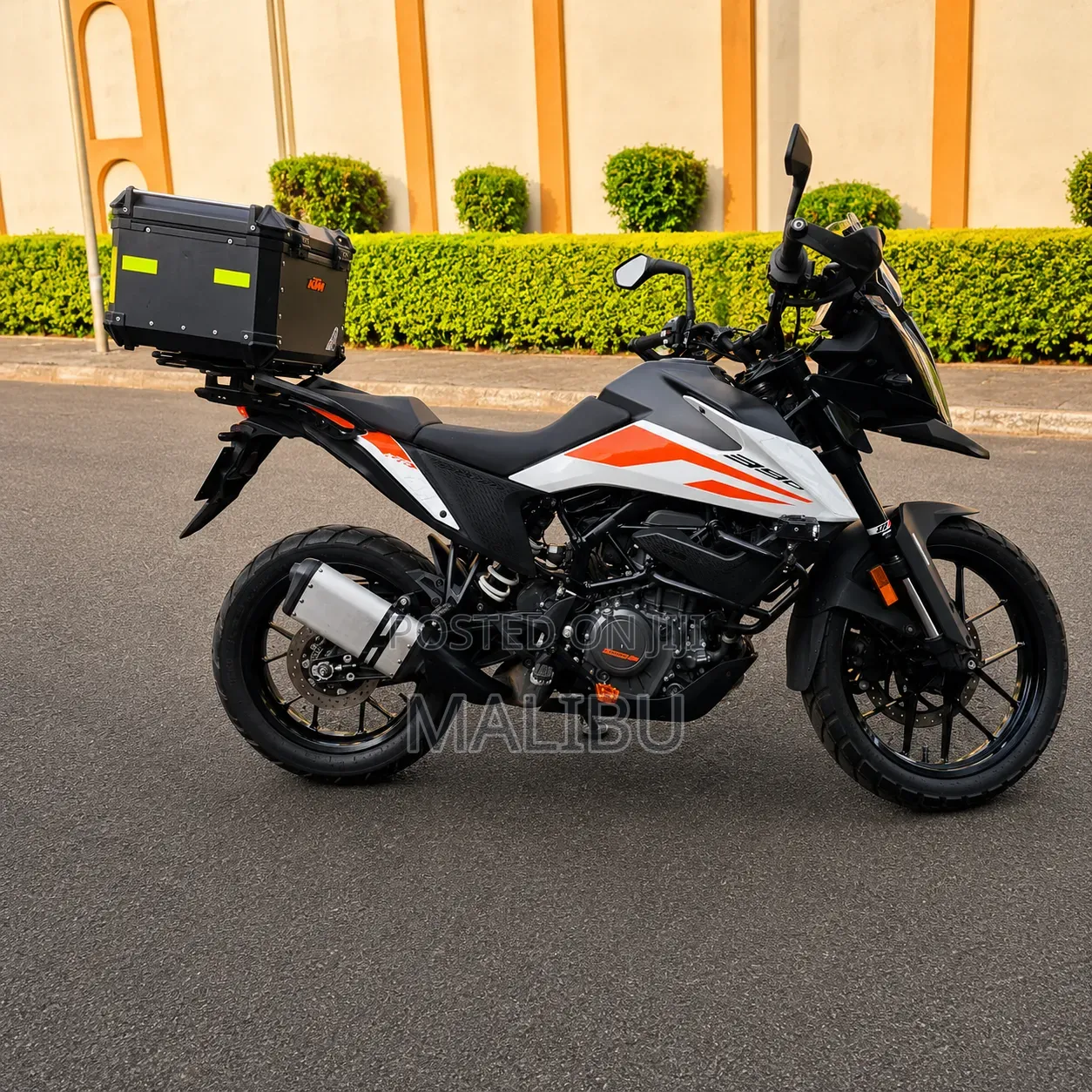 KTM 2022 White
