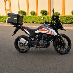 KTM 2022 White