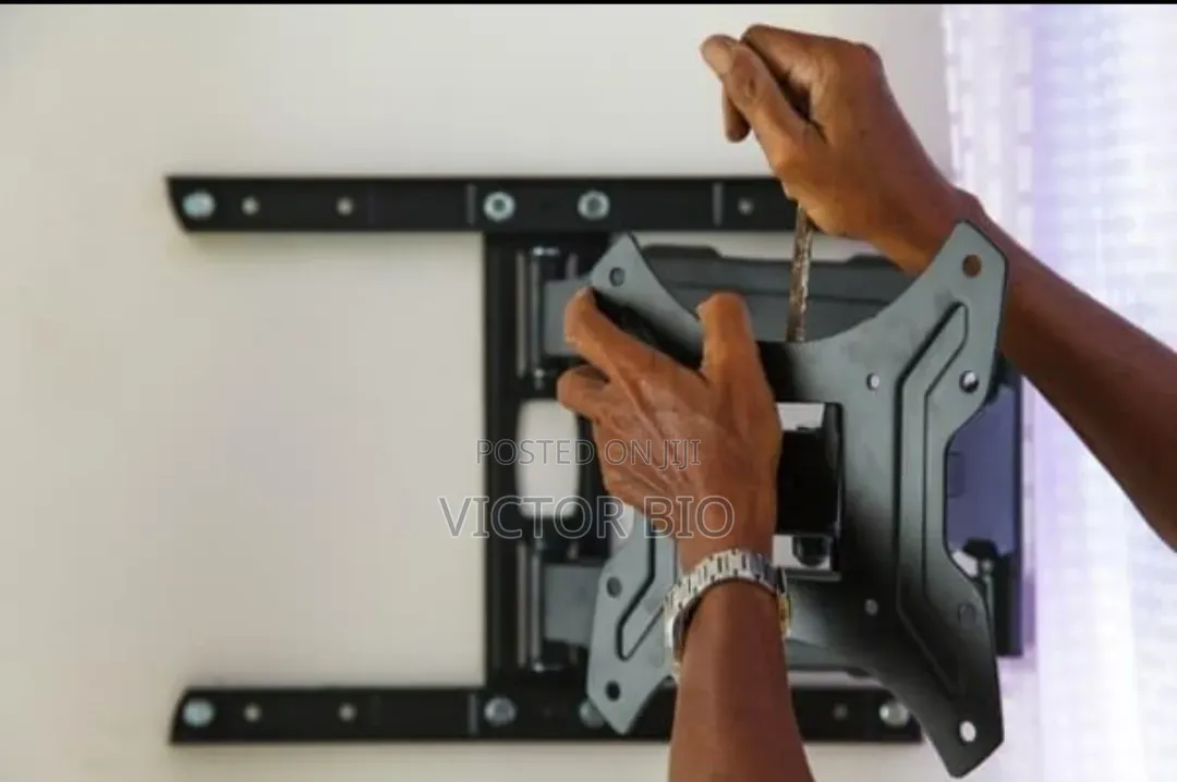 Room Services ( Curtains, TV Mounts, Wall Frame ,Bed Fixing)