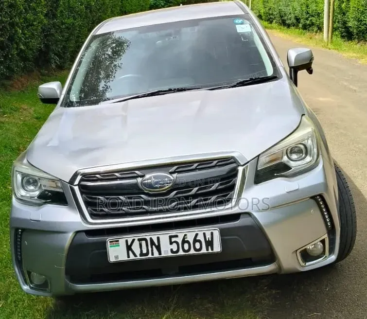 Subaru Forester 2.0XT Premium AWD 2016 Silver