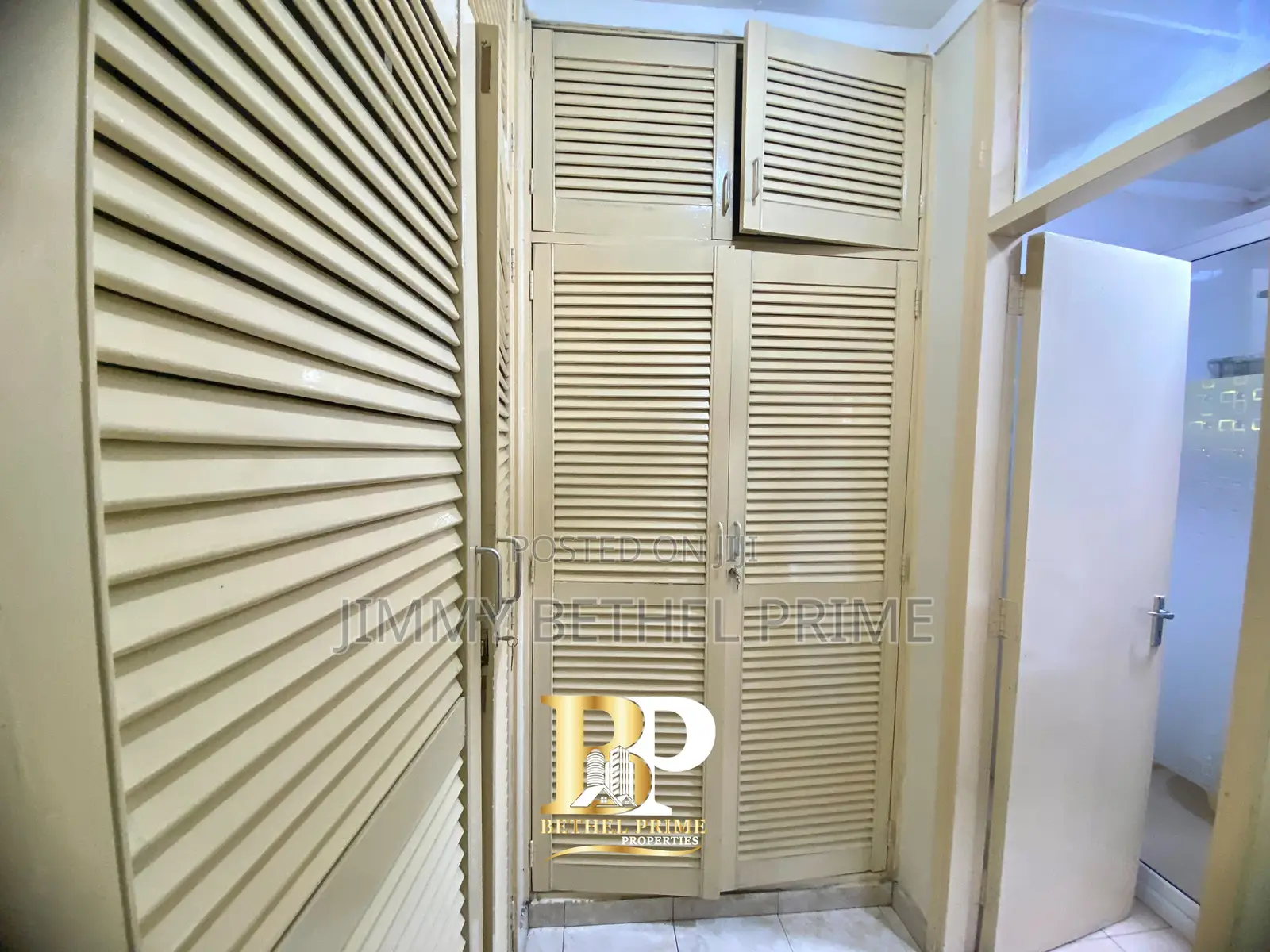 4bdrm Bungalow in Westlands for rent