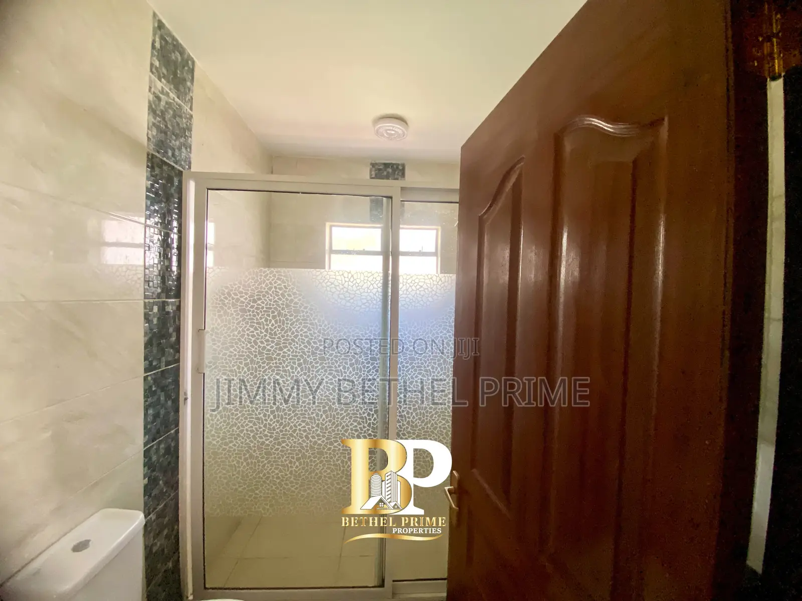 4bdrm Bungalow in Westlands for rent
