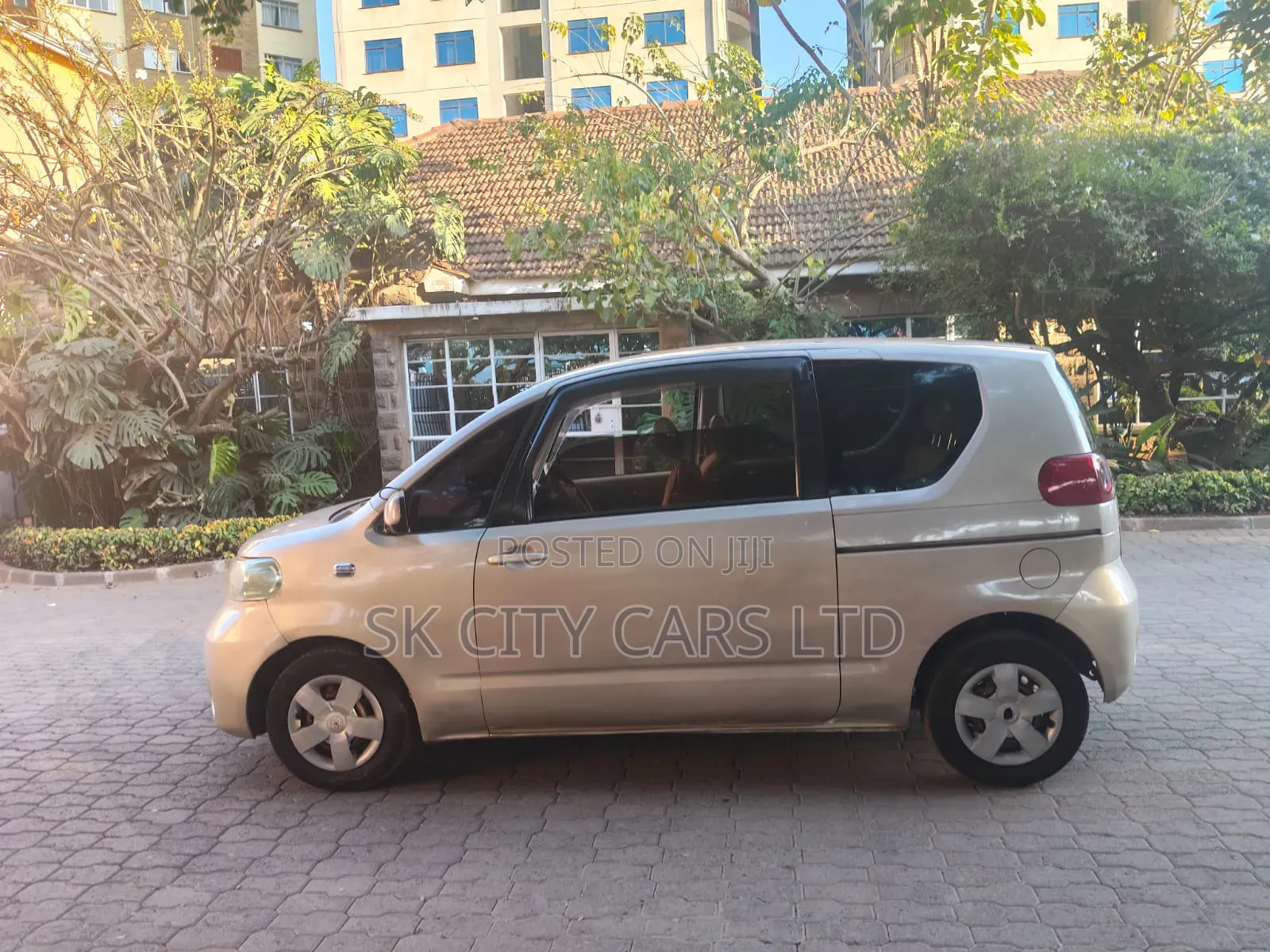 Toyota Porte 2009 Beige