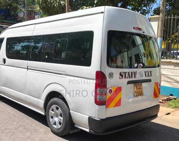 Toyota HiAce 2025 White - thumbnail 5