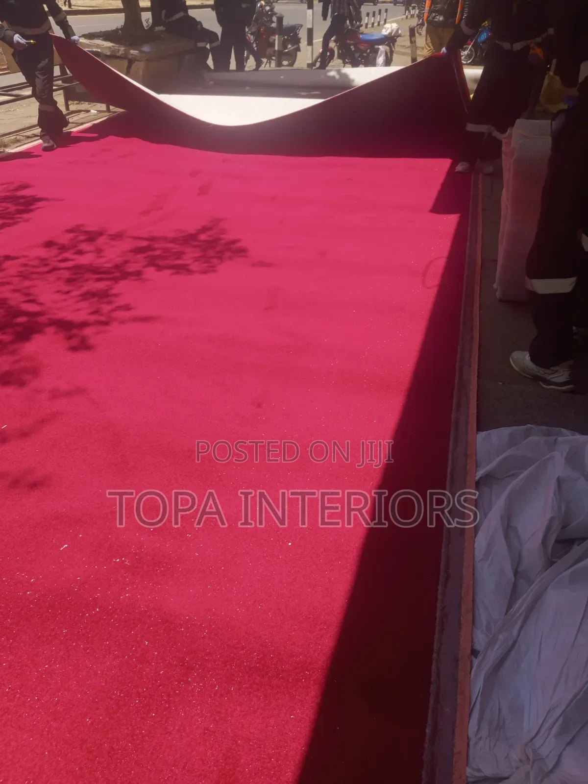 Fluffy 4m Wide Maroon Red Warm Floor Wall to Wall Carpets