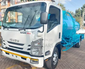 Isuzu NQR Xtra Water Boozer