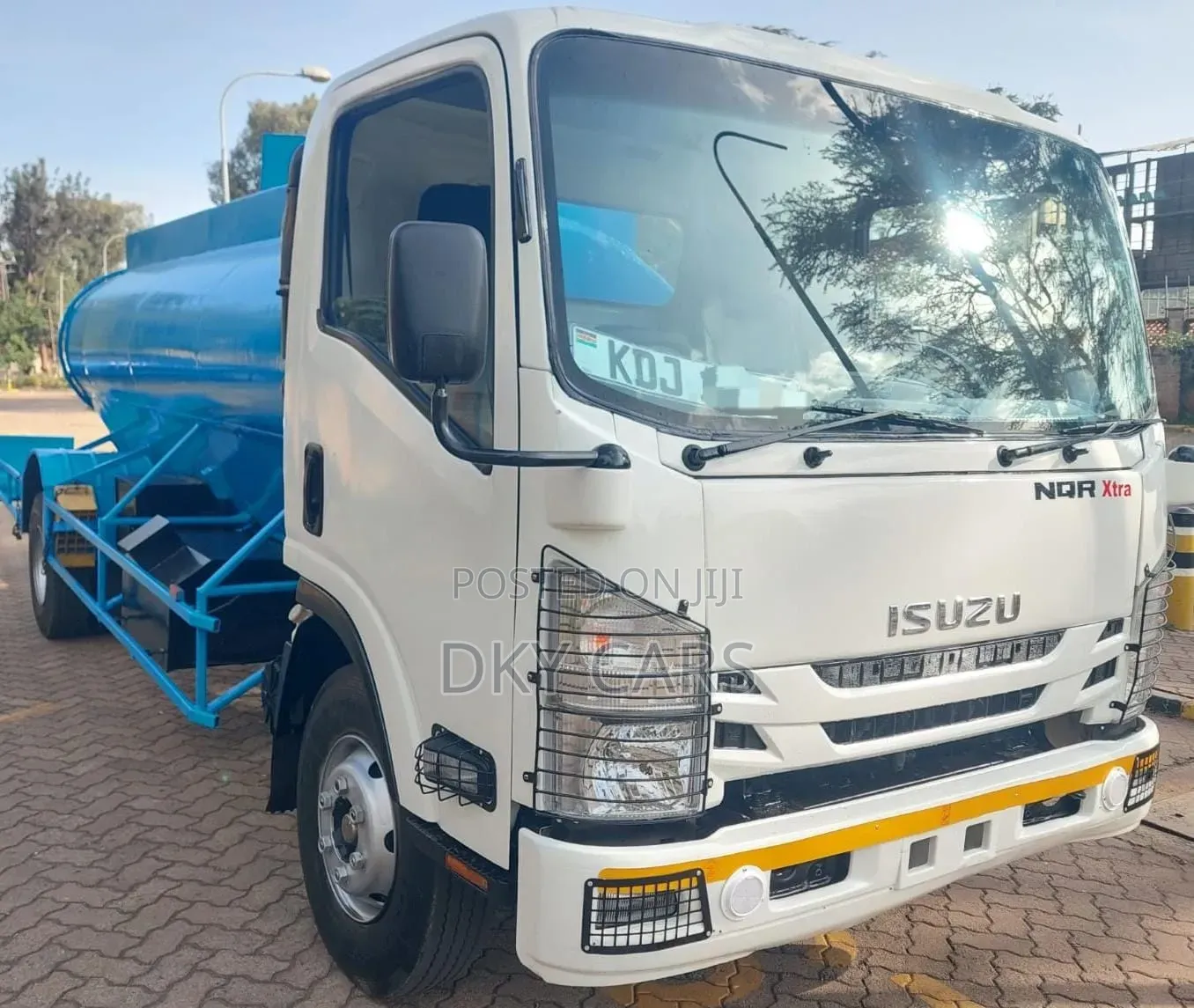 Isuzu NQR Xtra Water Boozer