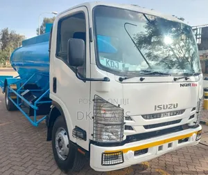 Isuzu NQR Xtra Water Boozer