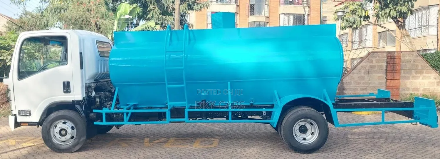 Isuzu NQR Xtra Water Boozer