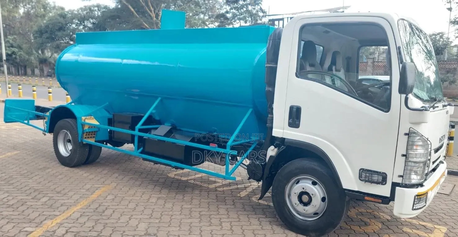 Isuzu NQR Xtra Water Boozer