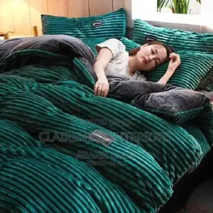 Your Bedroom Deserves a Cozy Upgrade With Green Velvet Duvets