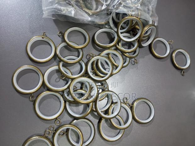 Gold Strong Drapery Rings - thumbnail 2