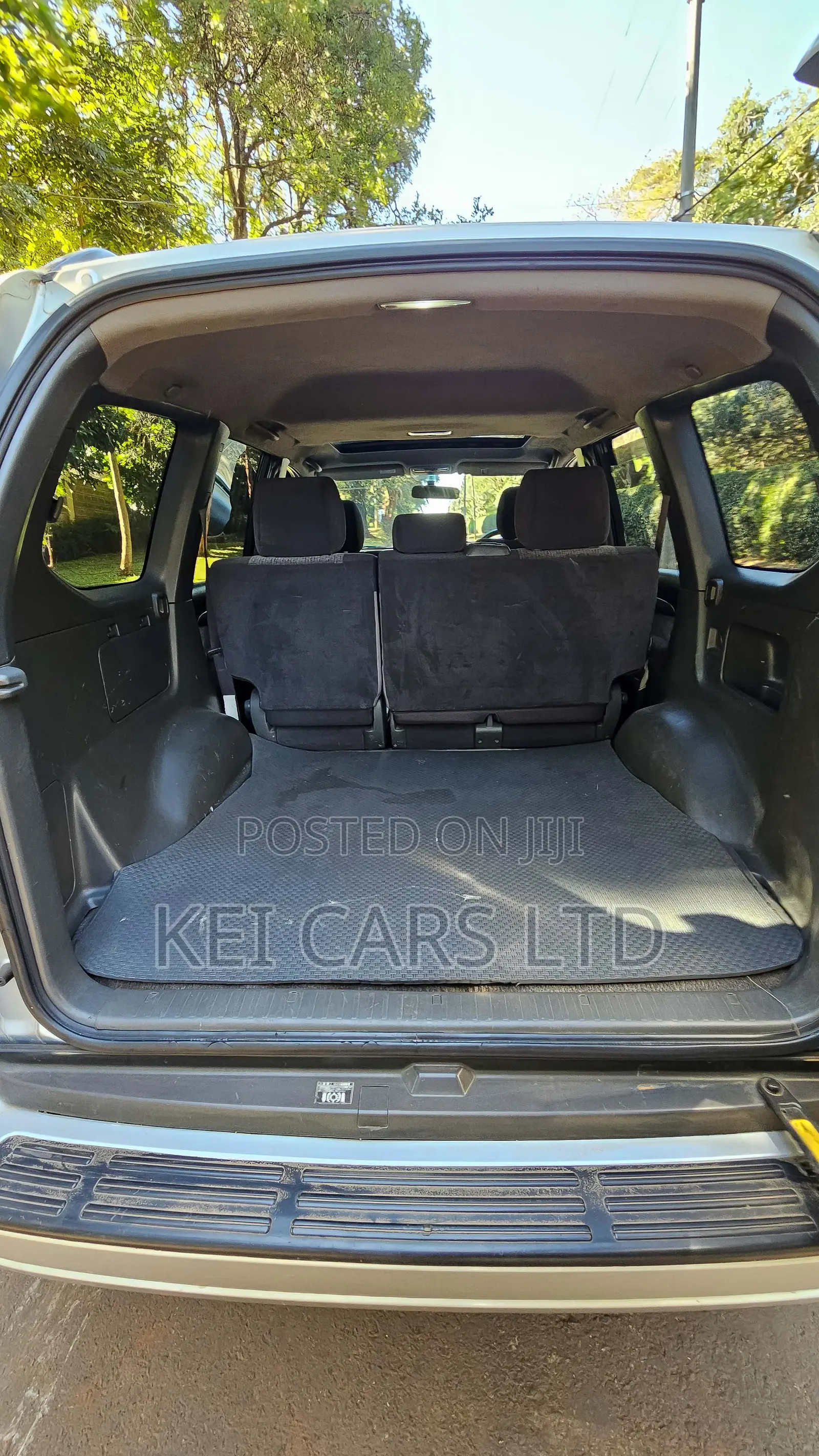 Toyota Land Cruiser 2004 Silver