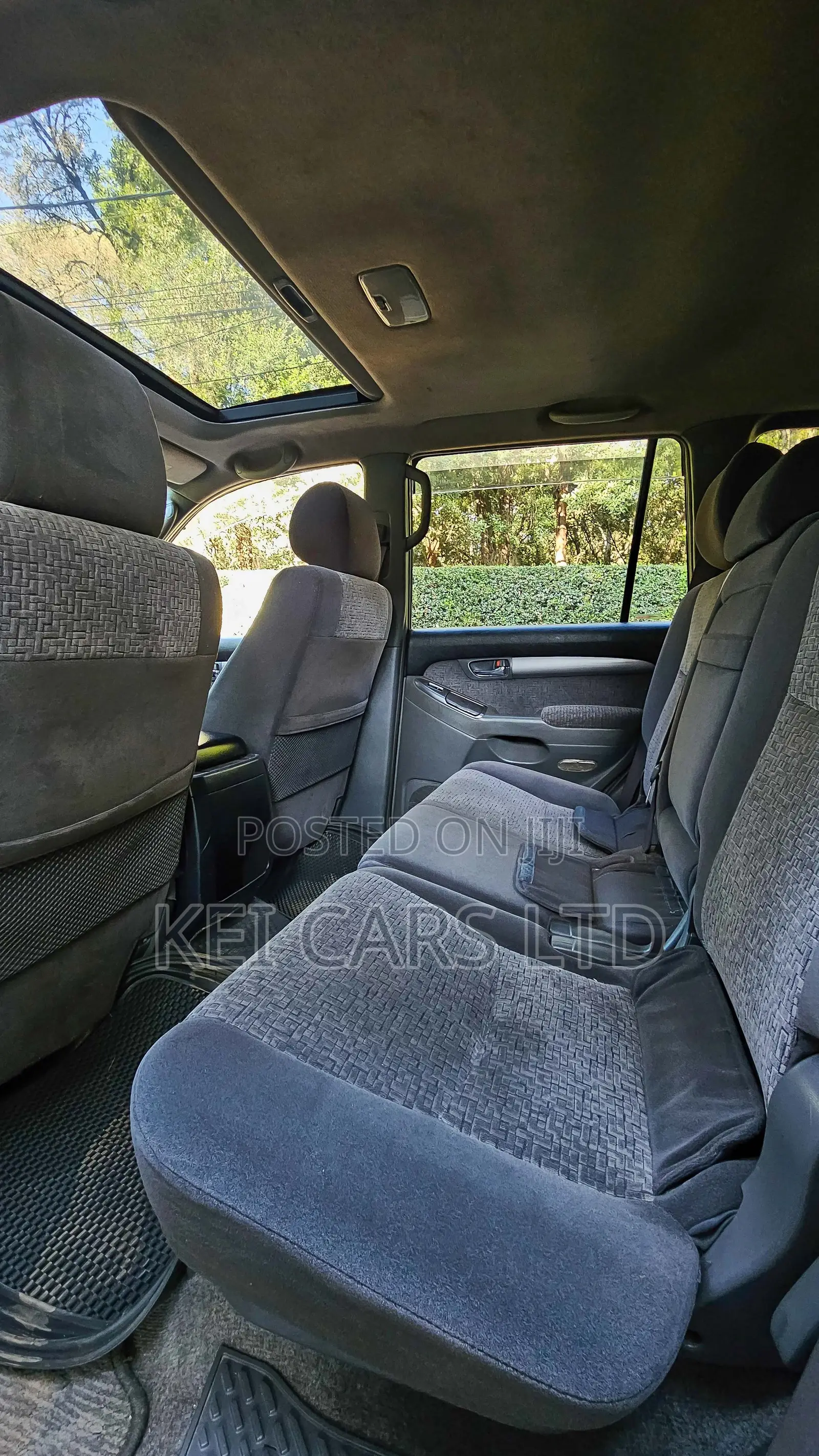 Toyota Land Cruiser 2004 Silver