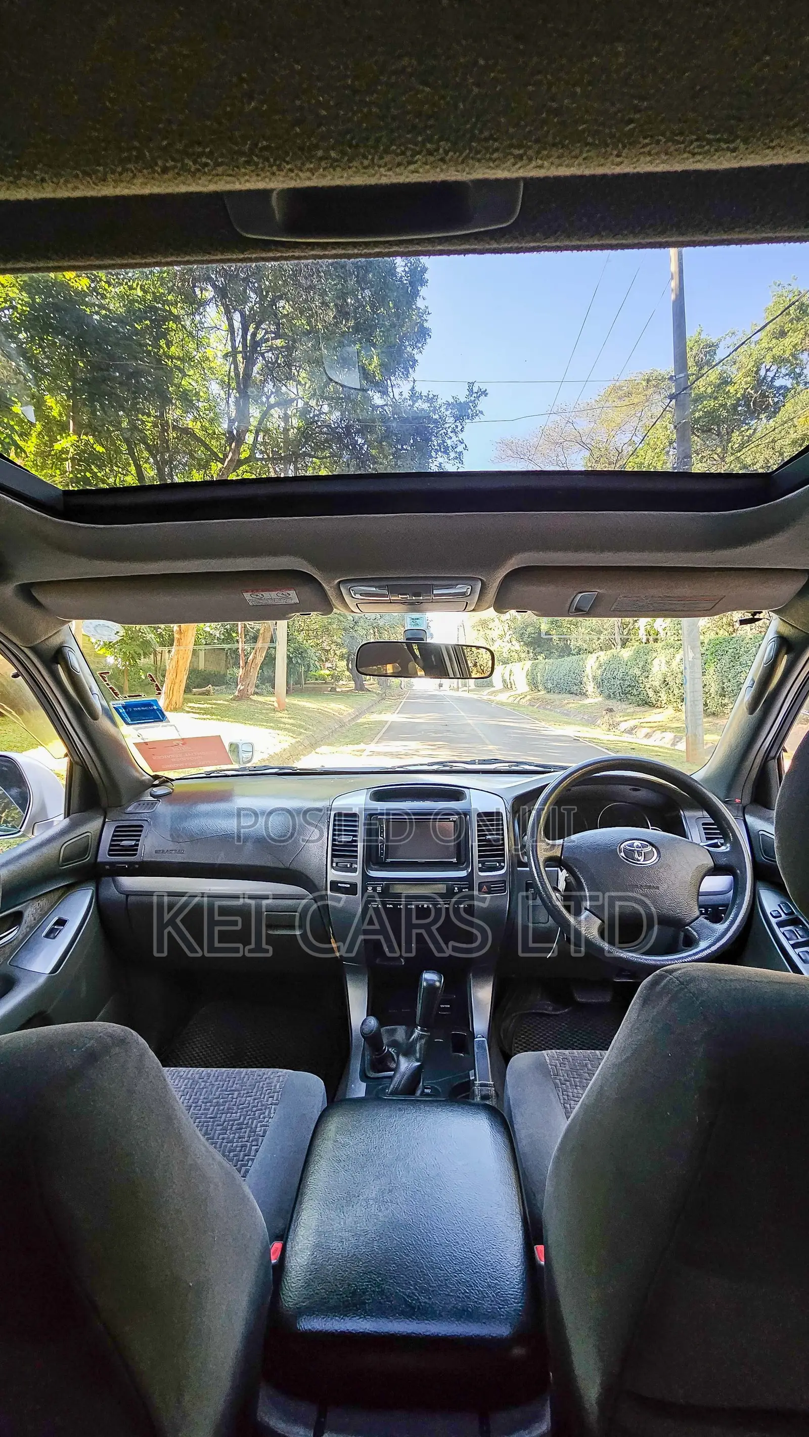 Toyota Land Cruiser 2004 Silver