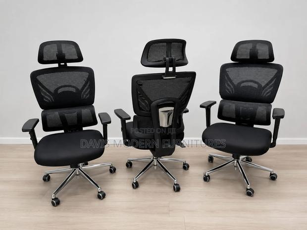 Rolling Chair - thumbnail 2