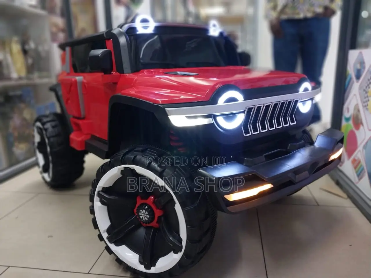Jumbo Heavy Duty 4x4 Red Kids Ride-on Jeep (Model WN-1166).